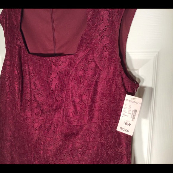 NWT FORMAL DRESS IN LACE - Picture 5 of 6